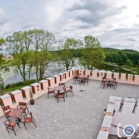 Zamek Gostynin Aparthotel Exteriör bild