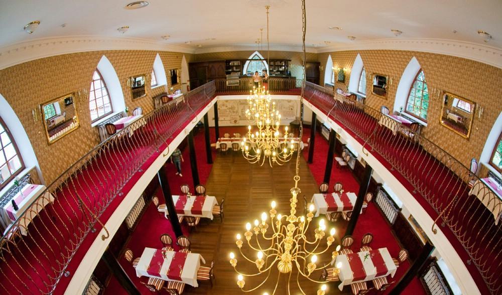Zamek Gostynin Aparthotel Exteriör bild
