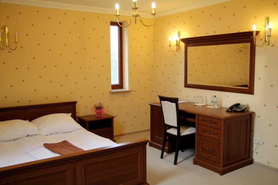 Zamek Gostynin Aparthotel Exteriör bild