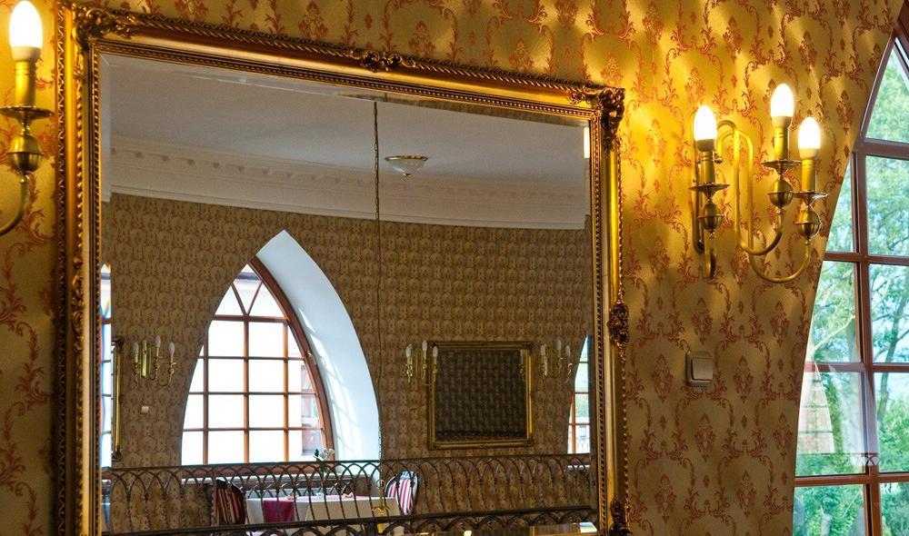 Zamek Gostynin Aparthotel Exteriör bild