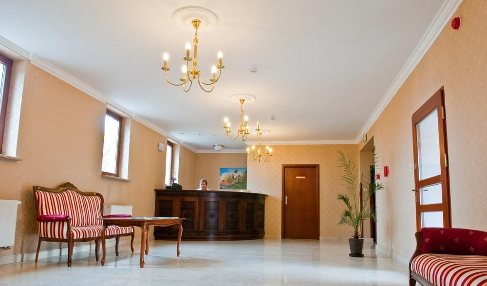 Zamek Gostynin Aparthotel Exteriör bild